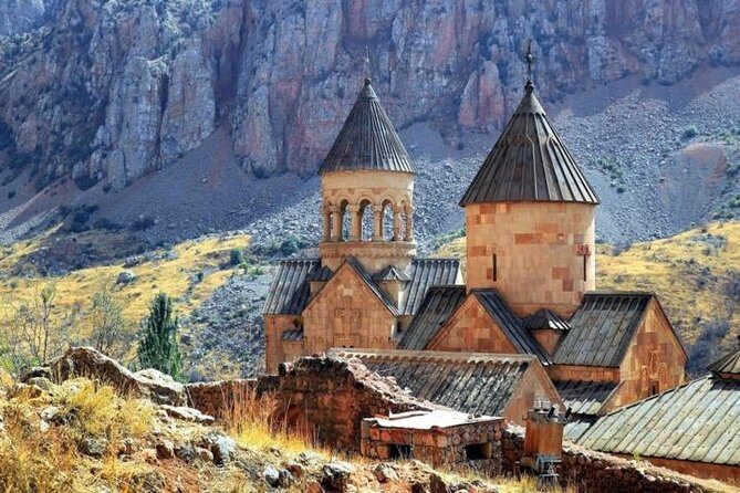 6 days in Armenia: Garni, Tatev, Echmiadzin, Sanahin, Haghpat - Sevanavank and Haghartsin: Lake Views and the Dance of the Eagles