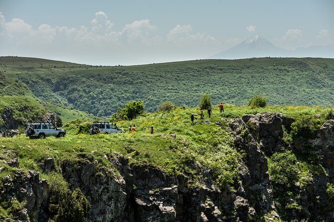 Daily jeep tour to Garni gorge and Geghama mountains - Garni Gorge and Stone Symphony: The Best Use of Your Morning