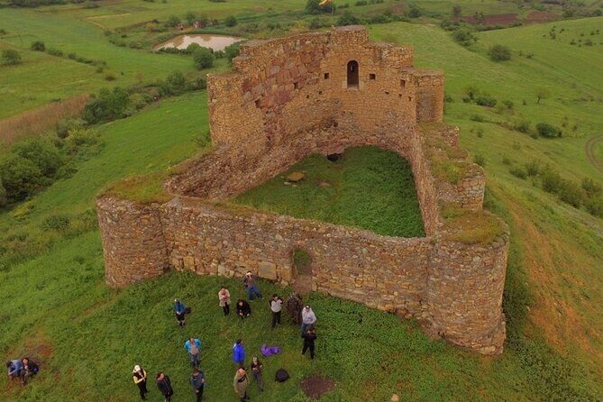PRIVATE TOUR: Saghmosavank , Alphabet monument, Amberd fortress - Saghmosavank on the Kasakh River: a monastery with a founder story