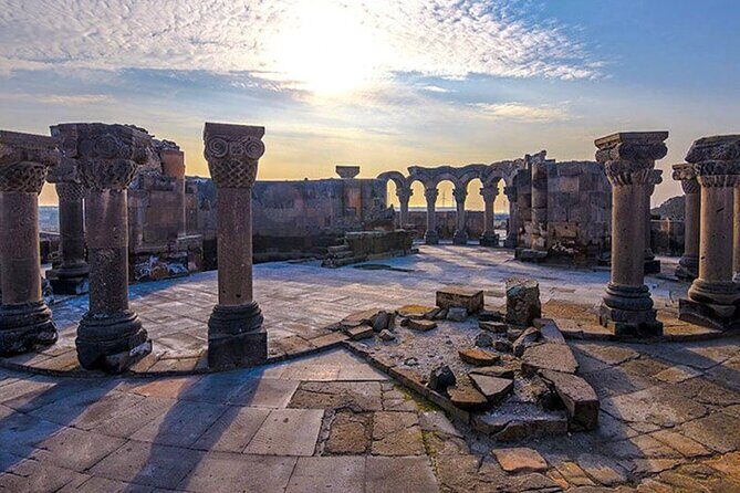 Private Tour to Echmiadzin,St.Hripsime & Gayane Churches, Zvartnots Temple - Quick hits