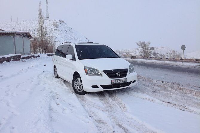 Transfer Tbilisi to Yerevan with 2 sightseeing stops - Private pickup, just you in the car, and stops that actually feel worth it